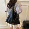 Bag Women's New Versatile Large-capacity Casual Fashion Shoulder Bag