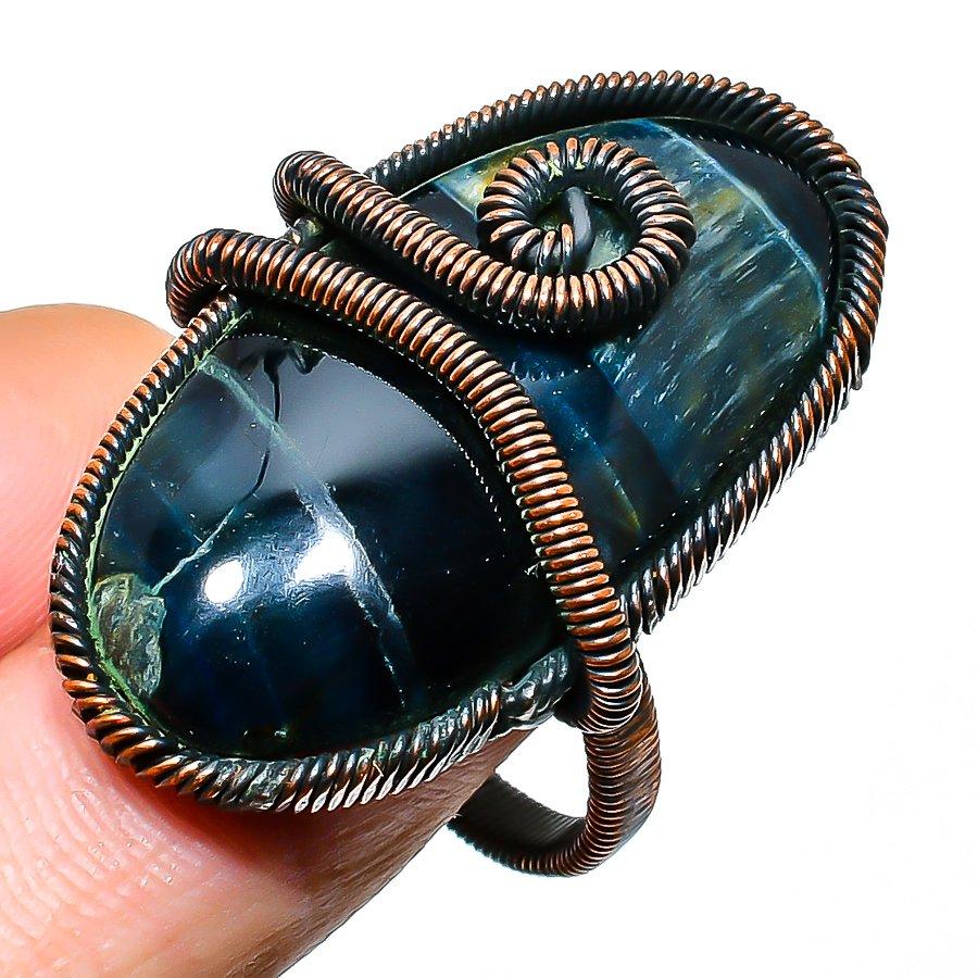 

Кольцо с черным тигровым глазом, ручной работы, медная проволока, размер 9,5