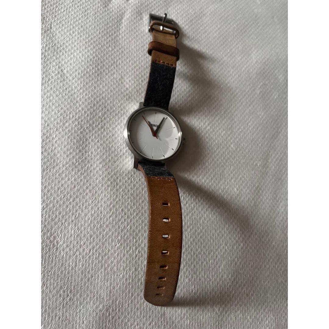 Used NIXON The Kensington watch Movinout
