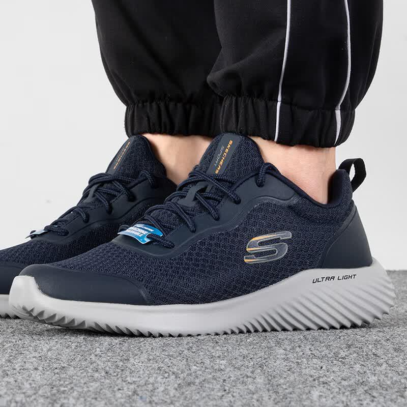 Skechers Men s 7/24 Running Shoes 8