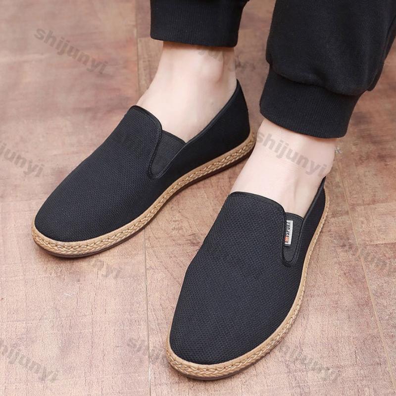 Fashion Men's Cloth Shoes Summer New Mesh Breathable Lightweight Comfortable Casual Shoes Outdoor Non Slip Fashion Slip On Vintage Flats