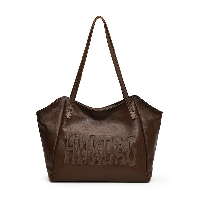 Casual bag women's large-capacity new autumn and winter versatile retro shoulder bag is now popular commuter tote bag