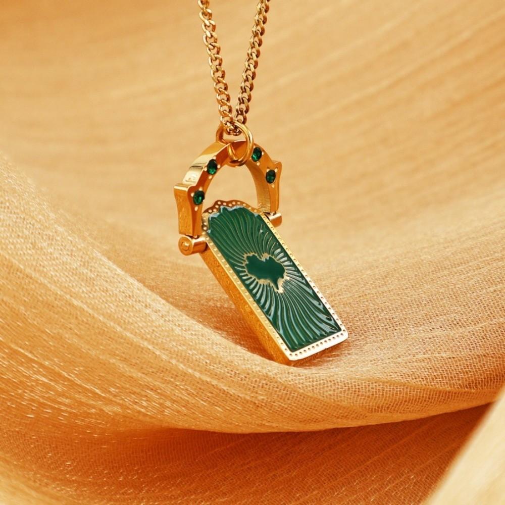 Gold-plated Women's Collarbone Chain Fashionable Y2K Neck Jewelry Card Pendant Necklace  Wedding