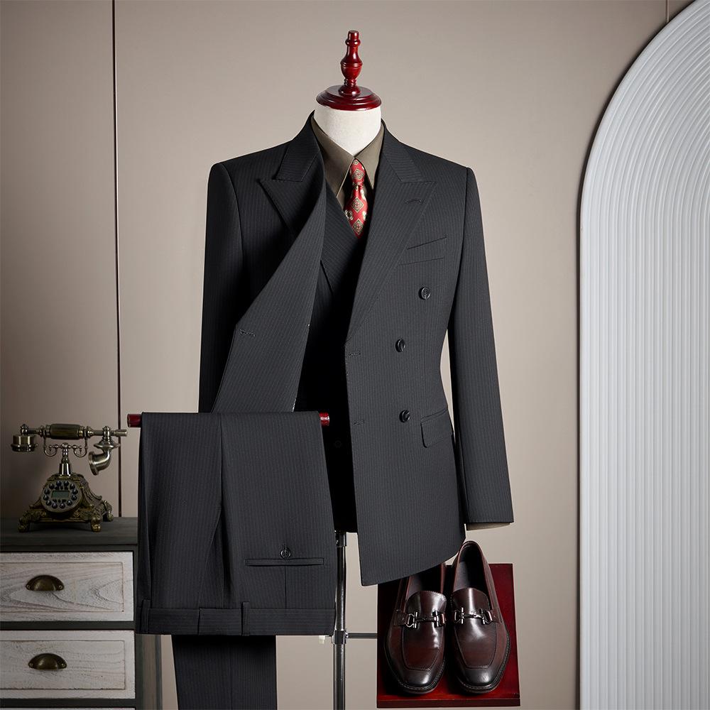 Costume Rayé Premium Double-Boutonnage pour Homme - Revers Pointu, Anti-froissage, Lavable en Machine, Idéal pour le Travail et les Occasions Formelles.