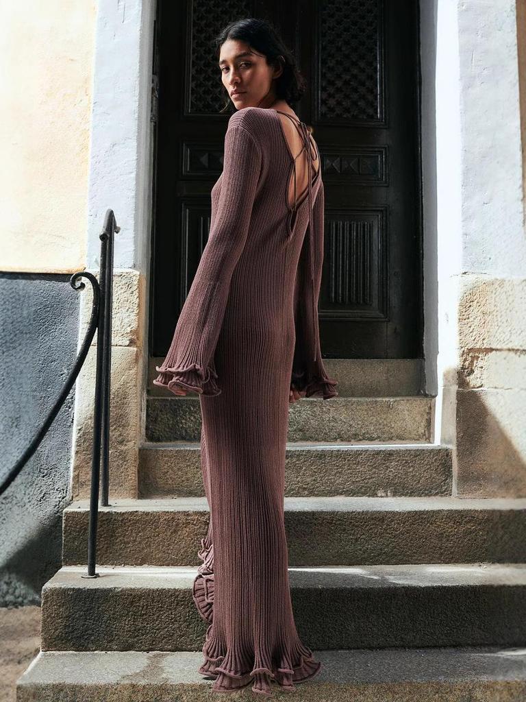 2026 Women's Pleated Wave Edge Lace-up Backless Long Sleeve Dress