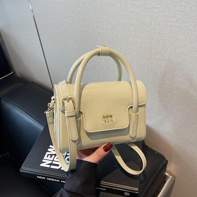 Hand carry high-end fashion small square bag women's messenger bag new niche portable shoulder women's bag