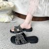 Beautiful French rhinestone cool slippers women's outer wear 2025 new spring and summer fashion versatile fairy style thick bottom one-word drag