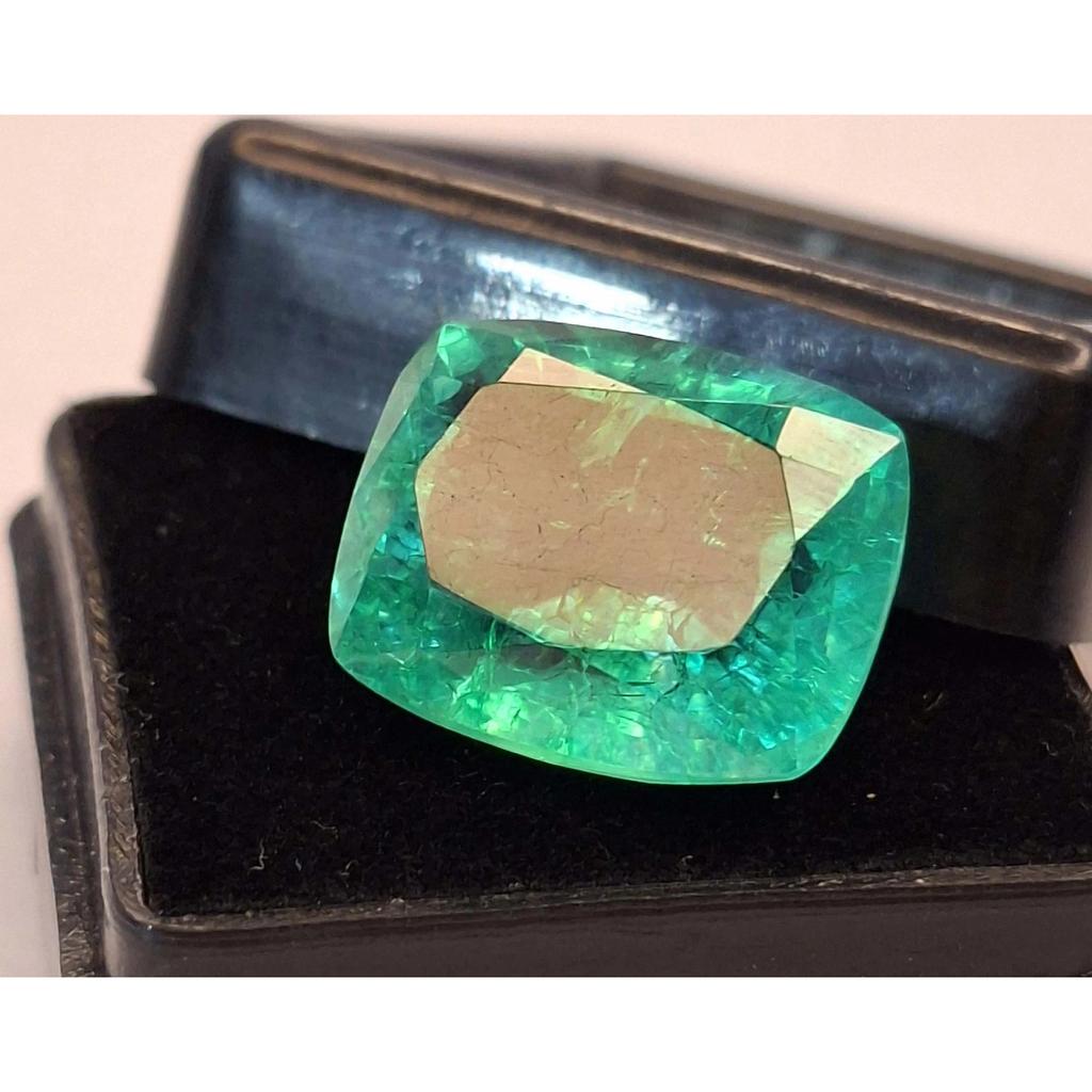 Colombian Emerald Green Natural 9-11 Ct Cushion Cut Fabulous Loose Gemstone