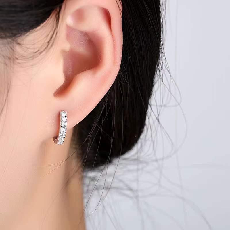 Elegant Single Row Diamond Stud Earrings for Women: Versatile Ins Style Ear Cuffs, High-End Korean Design