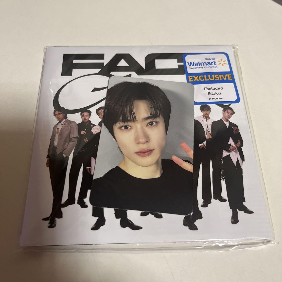 

[USED] Jaehyun NCT127 Walmart FactCheck Trading Card