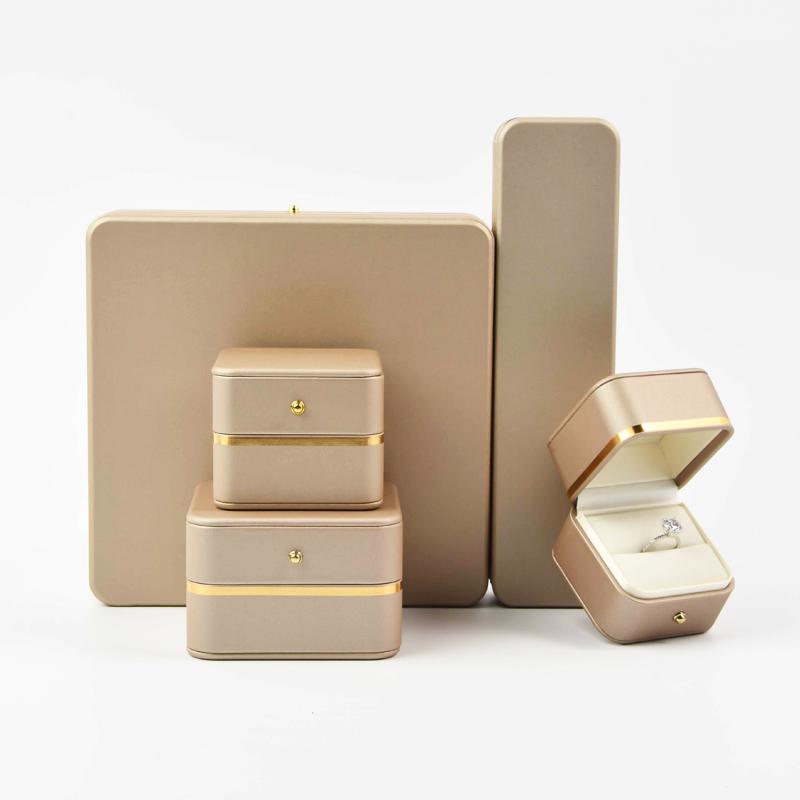 Jeweler Leather Box Wedding Ring Packaging Luxurious Leather Jewelry Box Jewelry Packaging Jewellery Packaging Box for Jewelry