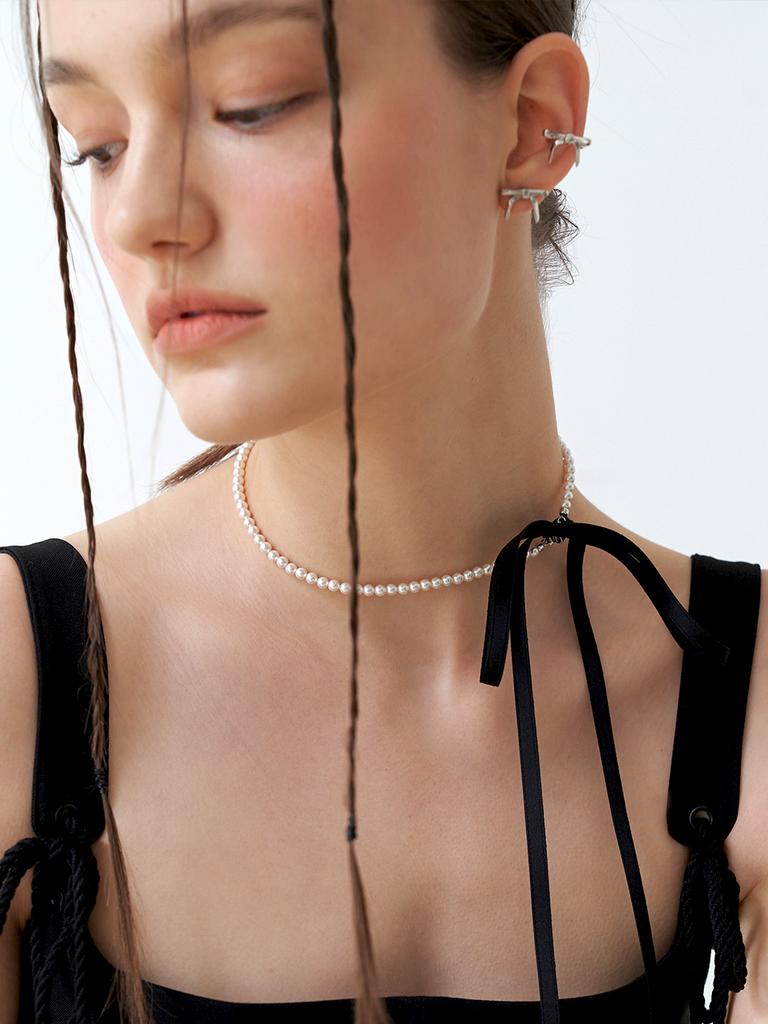 Leeenoir Black Ribbon Pearl Necklace