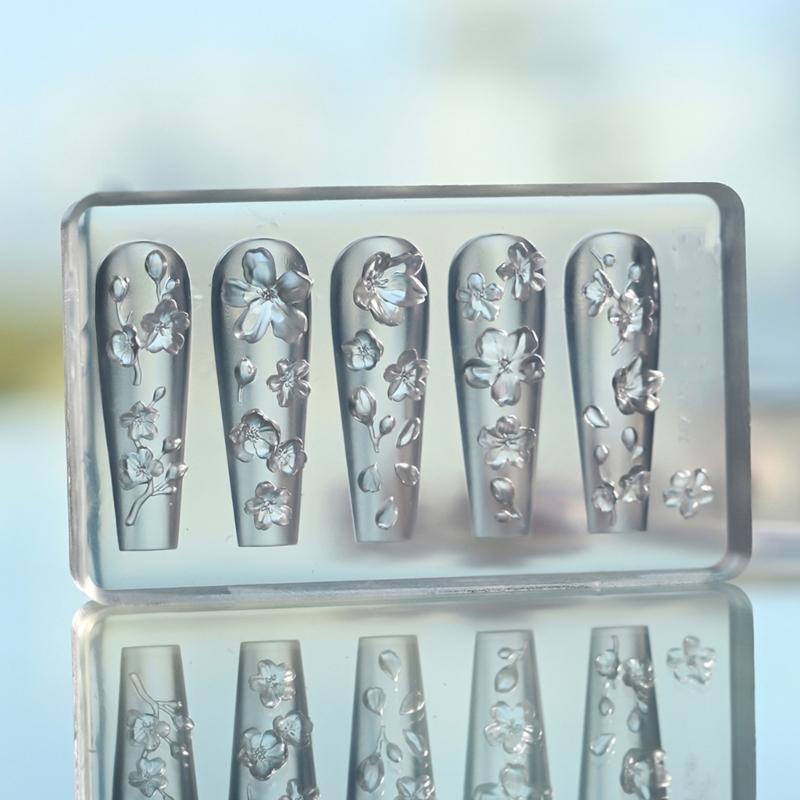 Silicone Nail Art Stamp Mold Flower Nail Stamp Mold for Professional Manicurists and Enthusiasts Jewelry Tool