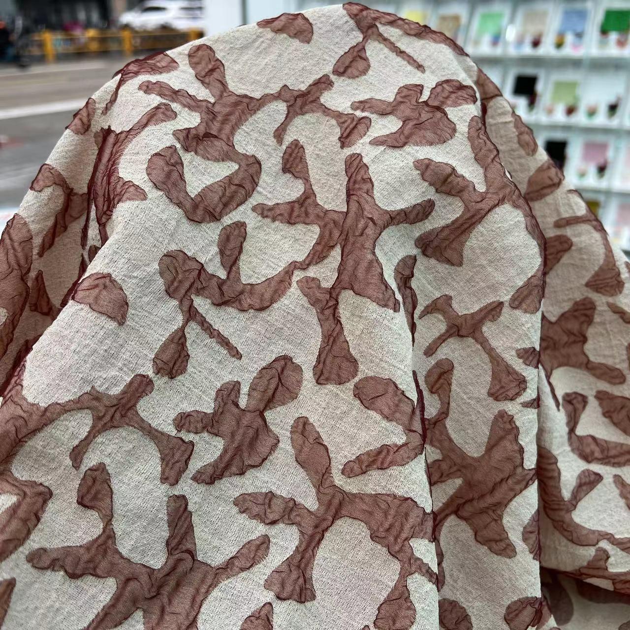Factory 80%Polyester 20%Chinlon Woven Polyester Nylon Jacquard 3D Dimensional Custom Embossed Pattern Jacquard Fabrics чёрный