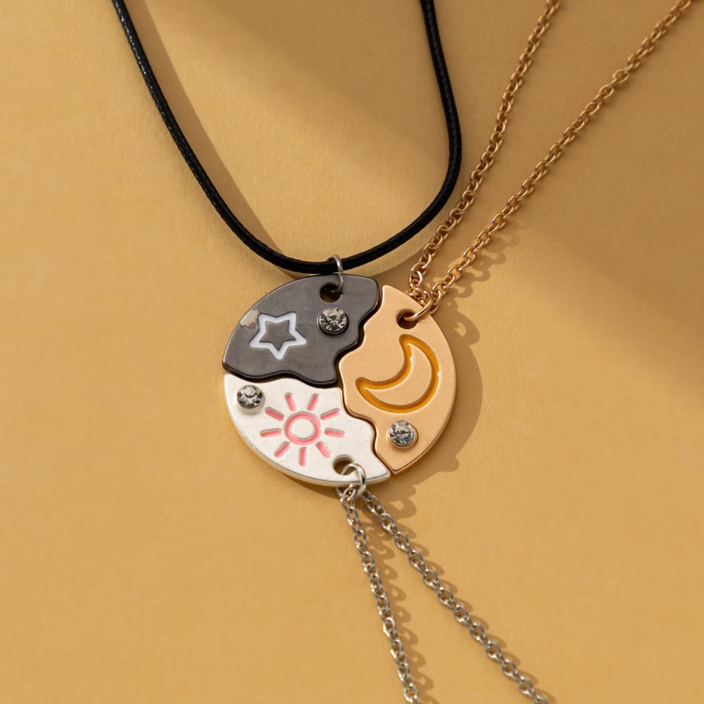 Stylish Ins-inspired Alloy Pendant Necklace Set Featuring Stunning Star And Moon Elements For Trendy Women