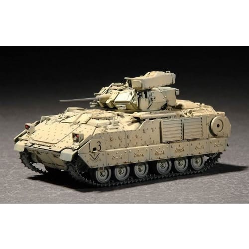 Trumpeter 1/72 Scale US Army M2A2 ODS Bradley Plastic Model