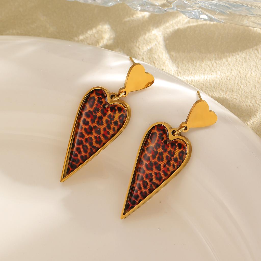 DIEYURO 316L Stainless Steel Golden Vintage Oil Dripping Leopard Print Exaggerated Heart Earrings Lady Trend Ear Studs Jewelry
