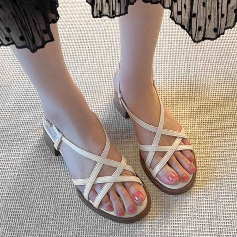 Fashion Open Toe Sandals 2025 French Retro Mid Heels Summer New Casual Comfortable Ladies Shoes Cross Strap Roman Femininas Sandales