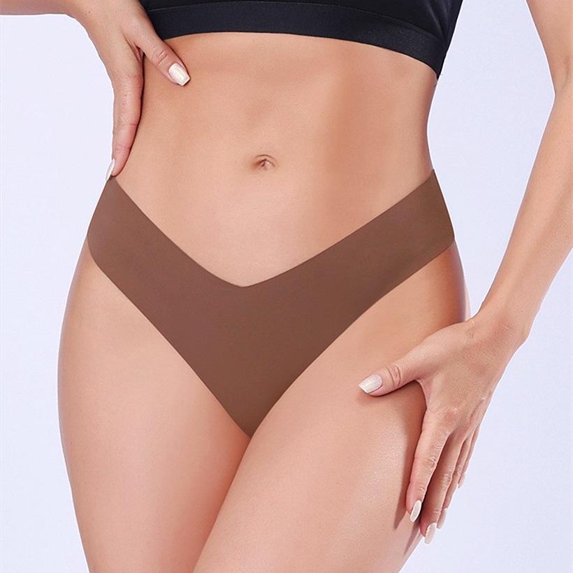 Seamless Ice Silk Low-Waist Briefs for Women - Breathable, Quick-Dry, Pure Cotton Crotch, Large Size Yoga Sports Underwear