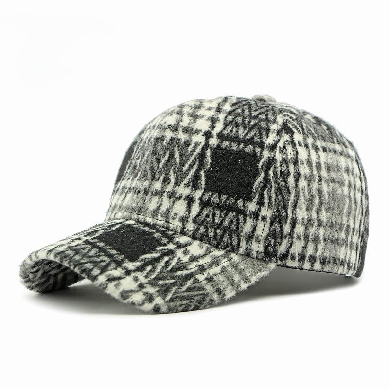 Autumn Winter Retro Plaid Baseball Cap for Men & Women Structured Hard Top Peaked Hat Warm Woolen Checkered Sun Hat Outdoor Casual Dad Cap adjustable(56-60CM)