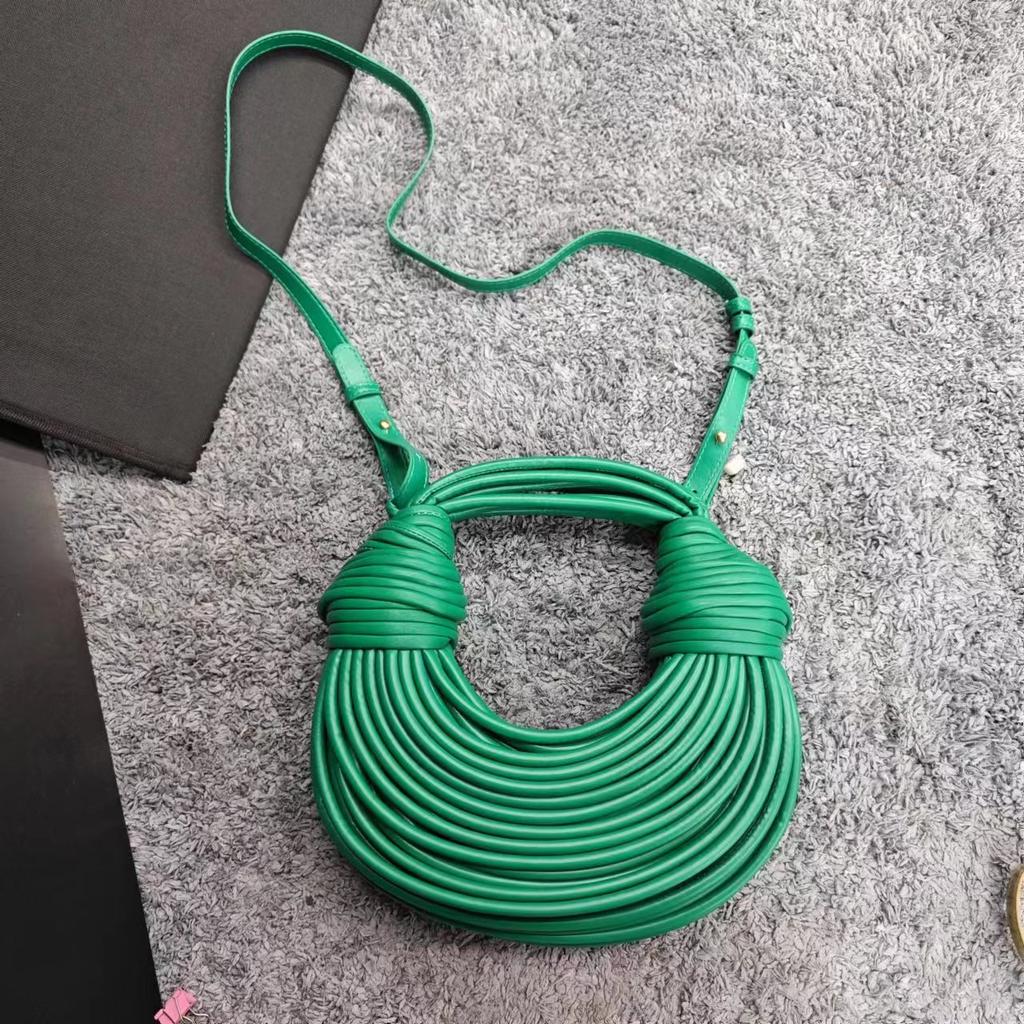 Fashion Handbag Bag Women'S High Sense Niche Design Personalized Noodle Bag Foreign Style Messenger Bag Women'S Tide Weaving