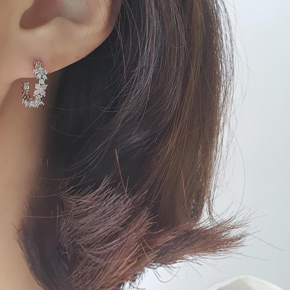 Women's Point Accessory Flower Pink Hoop Earrings