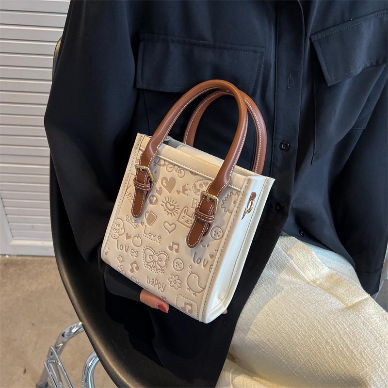 IELGY Ladies Messenger Bag Fashionable All-Match Portable Small Square Bag