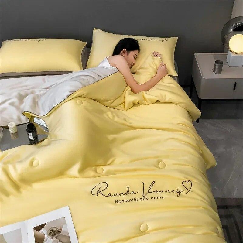 100% Washed Silk Summer Quilt Embroidery Smooth Ice Cooling Comforter for Bed Silky Solid Blanket Soft Cool Summer Blanket