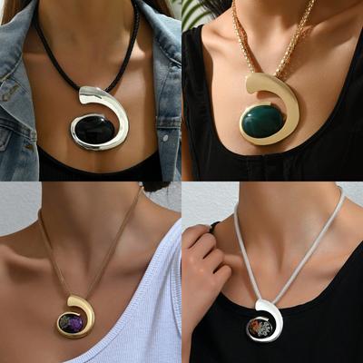 1 pz. Collana lunga in corda di pelle con design geometrico esagerato, semplice alla moda, per donne e ragazze, da indossare tutti i giorni, regalo di anniversario squisito