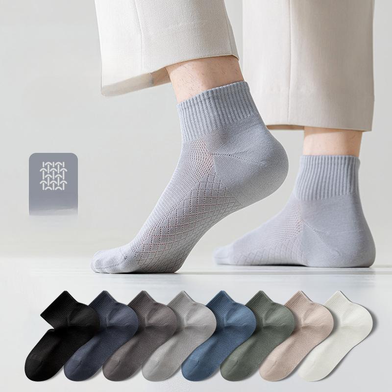 Men's Summer Thin Solid Color Sweat-absorbing and Odor-proof Short Socks Breathable Thin Mesh Business Short Socks for Men