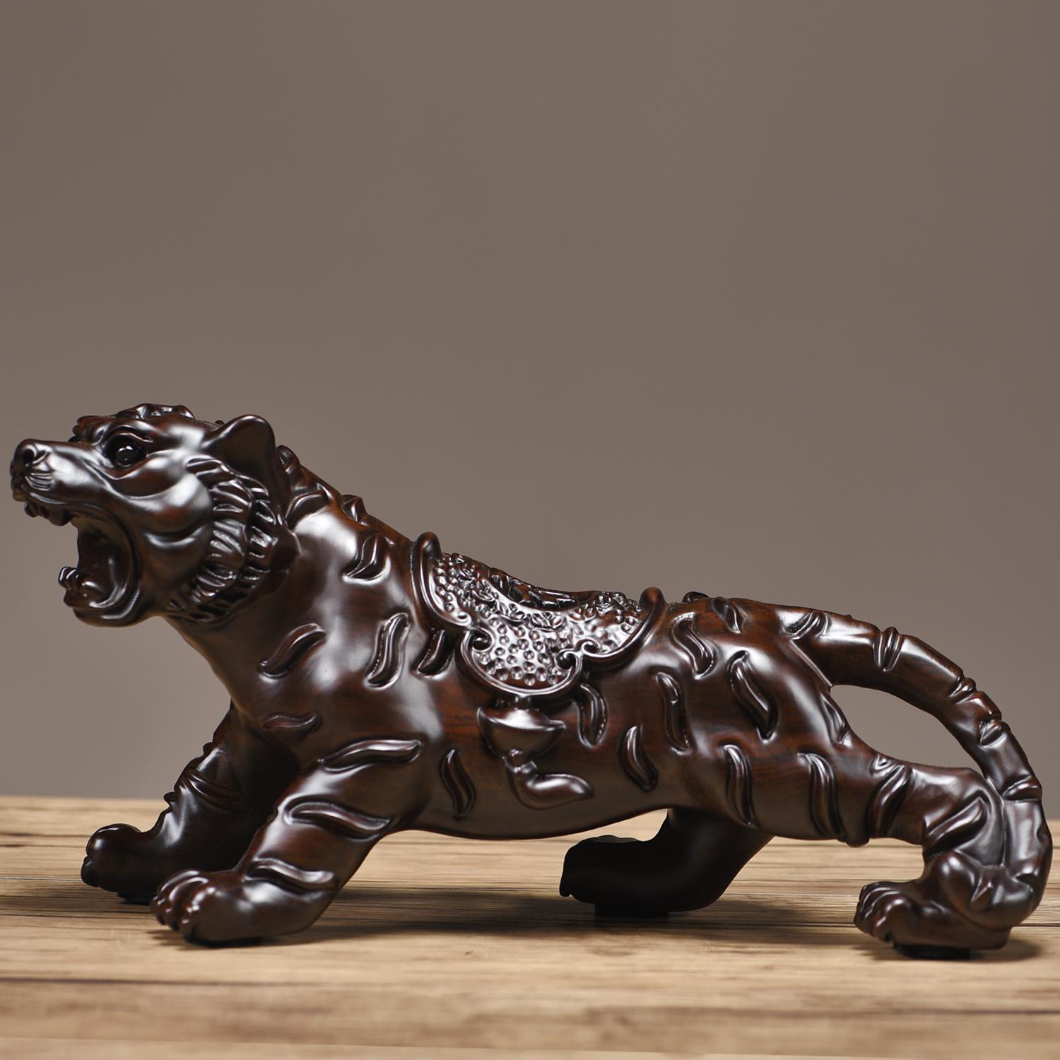 

Wood Carving Tiger Figurines Room Decor Animal Statue Art Crafts Sculpture Hoom Decor Mascot Ornament length 12cm