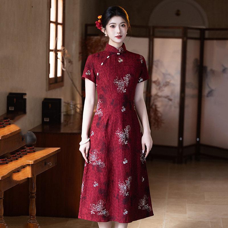 Red national style mother sends the national style new Chinese style improved cheongsam 1011 new women's high-end dress summer