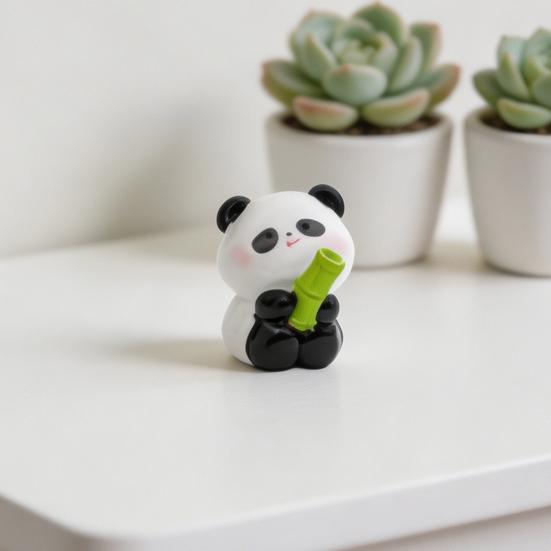 2 Stück Mini-Panda-Figuren Niedliche Harz-Panda-Statuen DIY Miniatur-Panda-Kuchenaufsätze für Feengarten Mikro-Moos-Landschaft Büro Heim Schreibtisch Dekoration