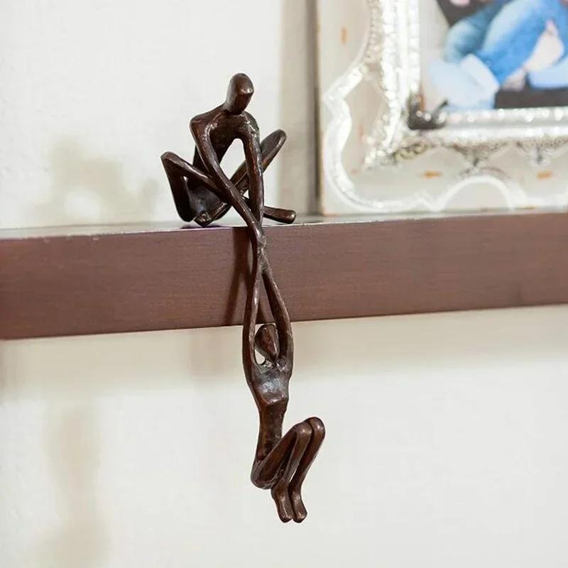 Home Desktop Decor Dancing Couple Sculpture Art Creative Artwork Man Lifting Woman Figurine Art Statue Lover Sculpture Ornament