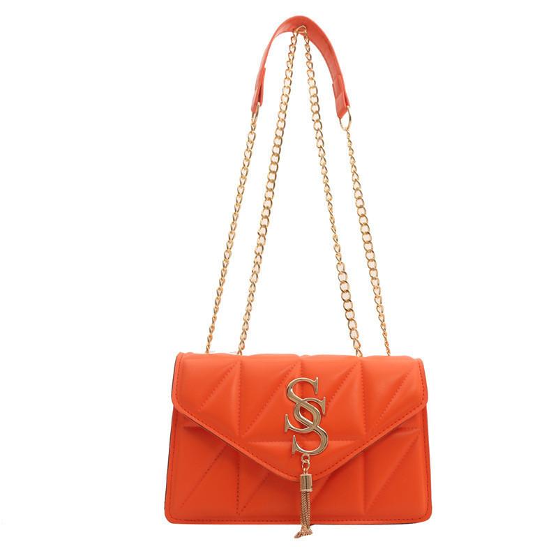 Stylish 2024 Womens Chain Crossbody Bag With Classic Quilted Pattern And Magnetic Closure оранжевый