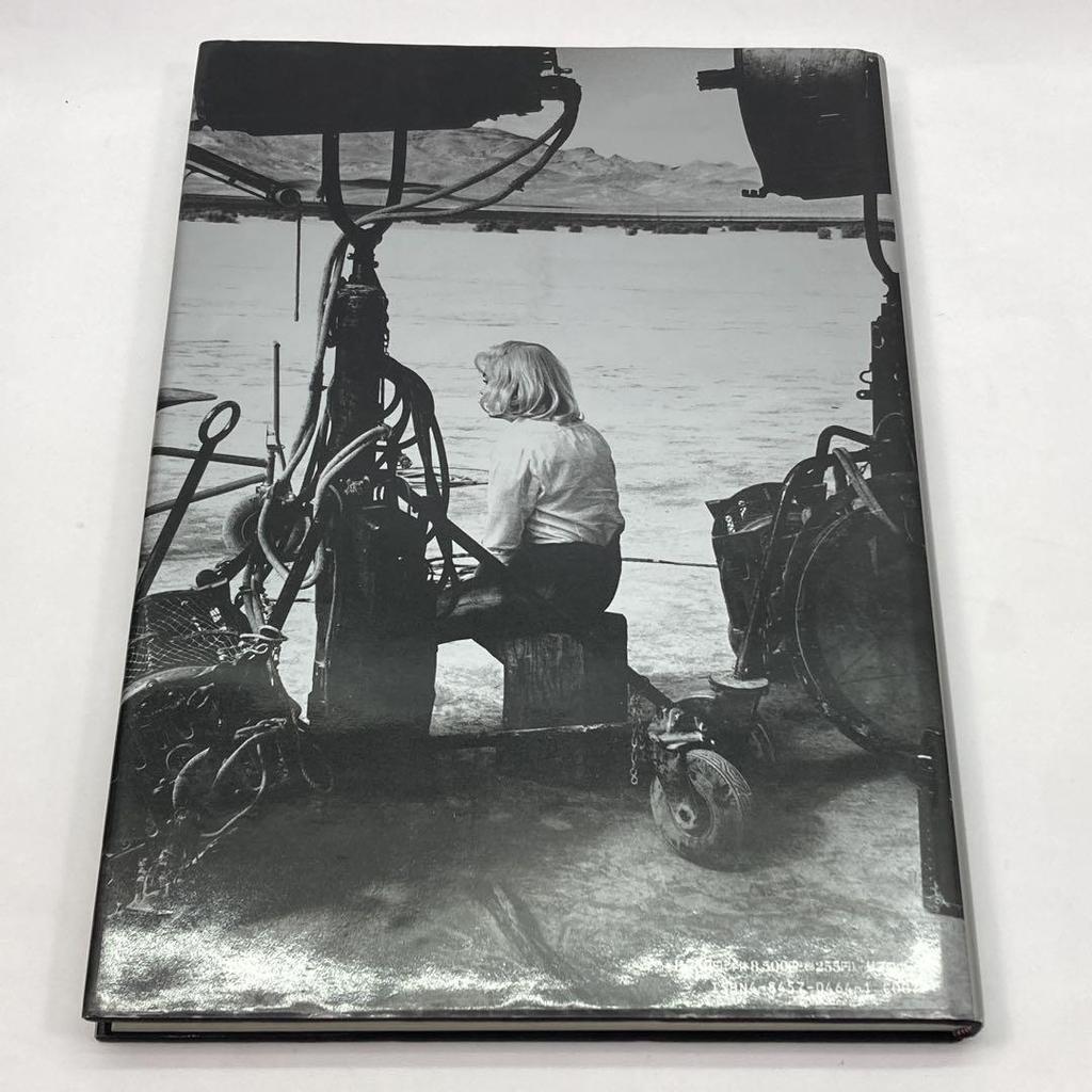 [USED] Rare first edition! Marilyn Monroe Photo Collection 1945-1962