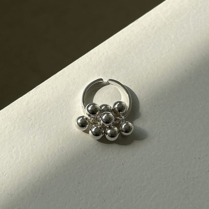 mosxe [925silver] Grape ring