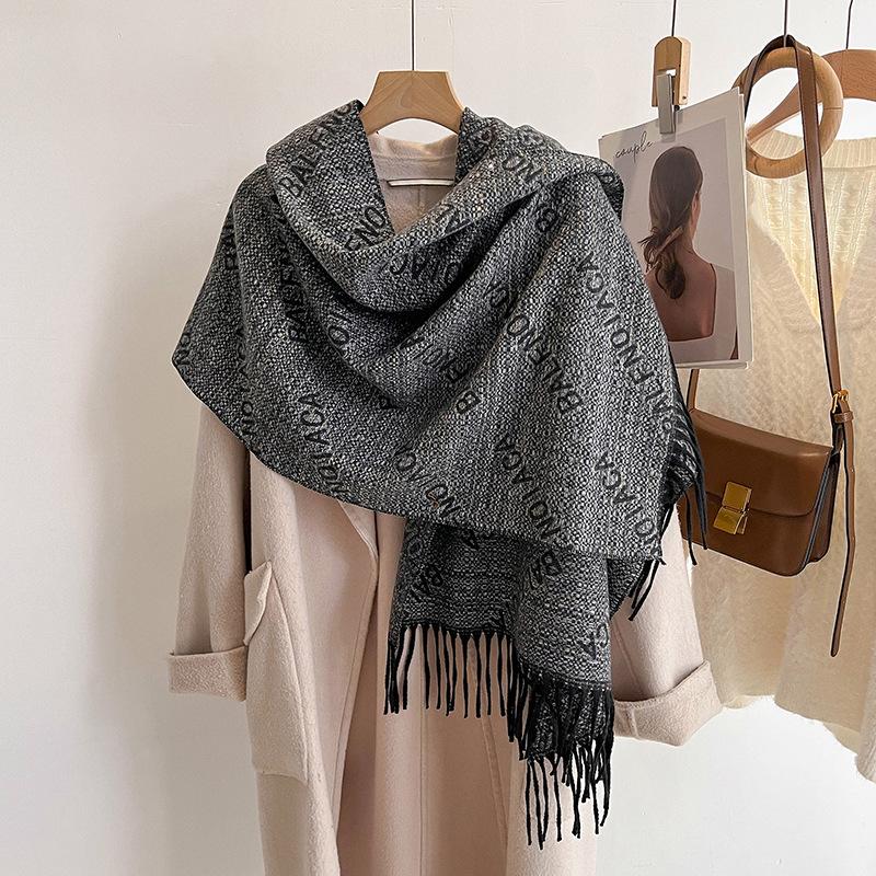 

24 new double-sided letter fringed wool scarf men s and women s fashion thickened versatile shawl high-end feeling circumference 190CM