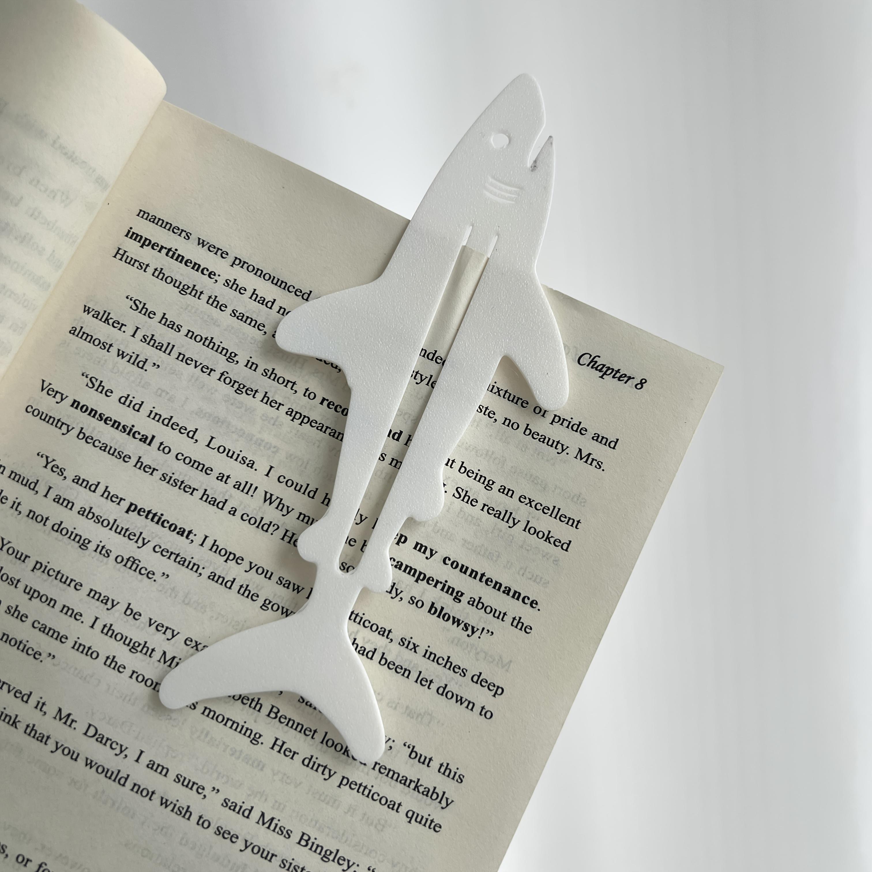 1PCS Acrylic Shark-Shaped Bookmarks Super Cute Creative Paperclip Page Markers for Reading Stationery School Supplies