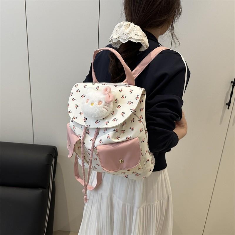 Trendy Simple Ladies Hello Kitty Floral Print Small Shoulder Bag With Special Material For Daily Use