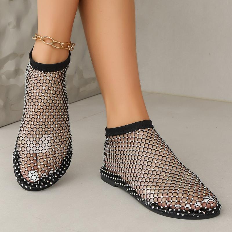 Summer Large Size Women Round Toe Flat Bottom Sandals Hollow Short Boots Water Diamond Sexy Flat Bottom Fashion Banquet Slippers