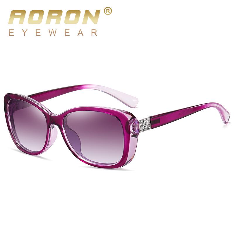 Women's Trendy Polarized Small Frame UV Protection Photochromic Sunglasses 3015