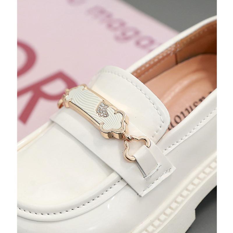 New Girls' Comfortable Soft Sole Versatile Light Leather Shoes