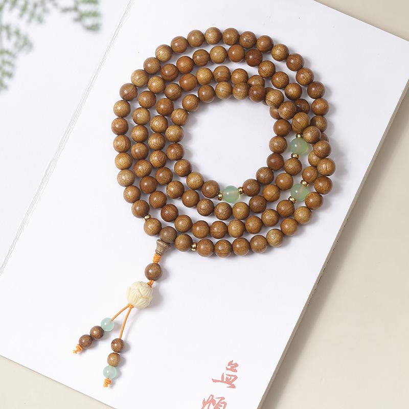 Armband aus goldenem Sandelholzperlen mit Quaste: Unisex Multi-Wrap Rosenkranz im alten chinesischen Stil.