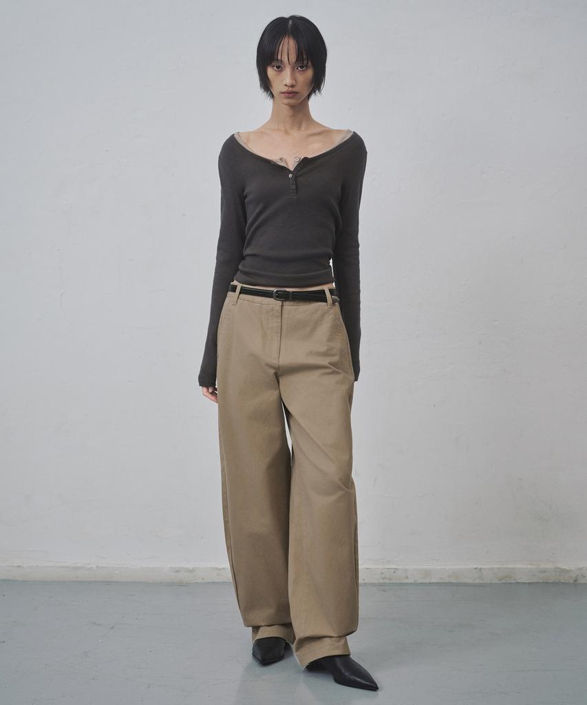 MUSINSA STANDARD WOMAN Curved Chino Pants [Beige]