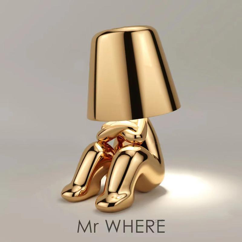Italien Little Golden Man Bordslampa Touch Switch LED Nattljus Kafé Bar Sovrumsinredning Tänkare Rumsdekorlampa