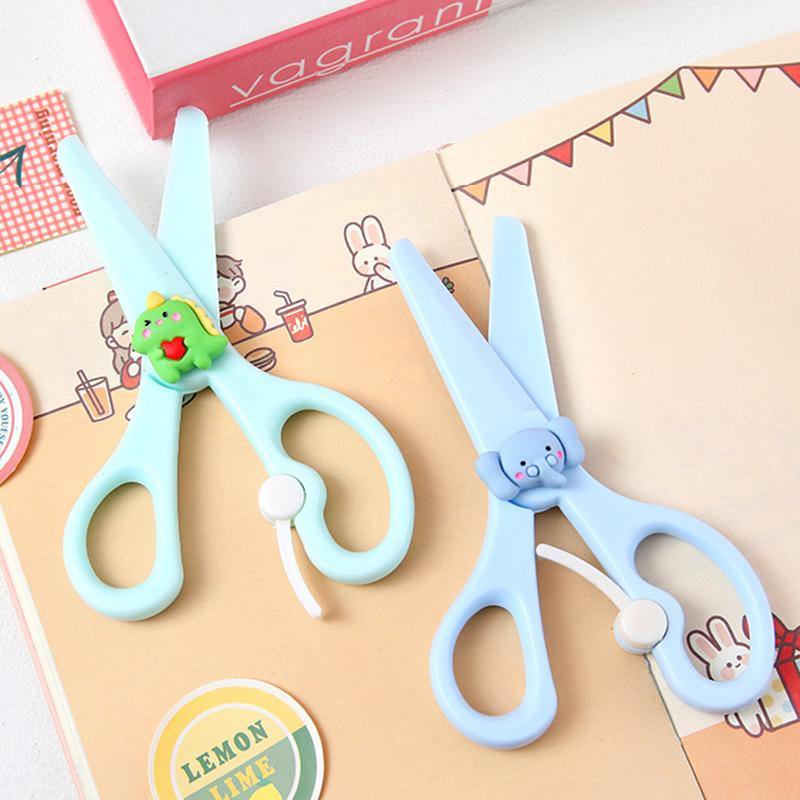 Tesoura de Papel Desenho Animado Para Crianças Coração Fofo Feminino Segura Para Crianças Não Machuca Tesoura de Papel Multifuncional Faca de Artesanato para Estudantes
