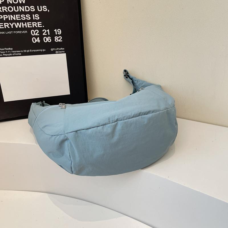 Hobo Bag Women's Large Capacity Shoulder Crossbody Bag Lightweight Sports Bag