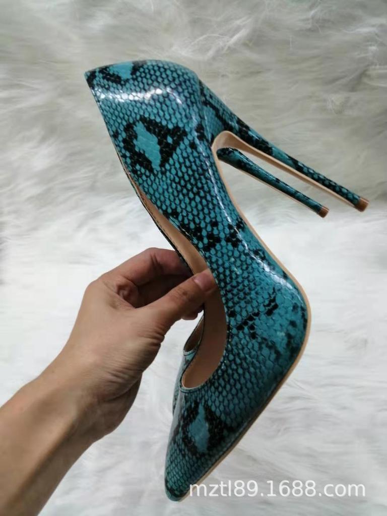 Stil stilvoll einfach High Heel leichte Öffnung grünes Schlangenmuster spitze Zehenspitze sexy dünne High Heels Einzelne Schuhe