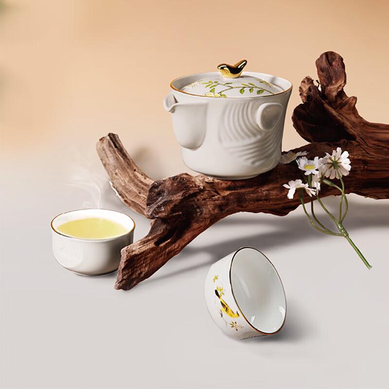 Tayohya Magpie Portable Ceramic Tea Set (4-Piece)